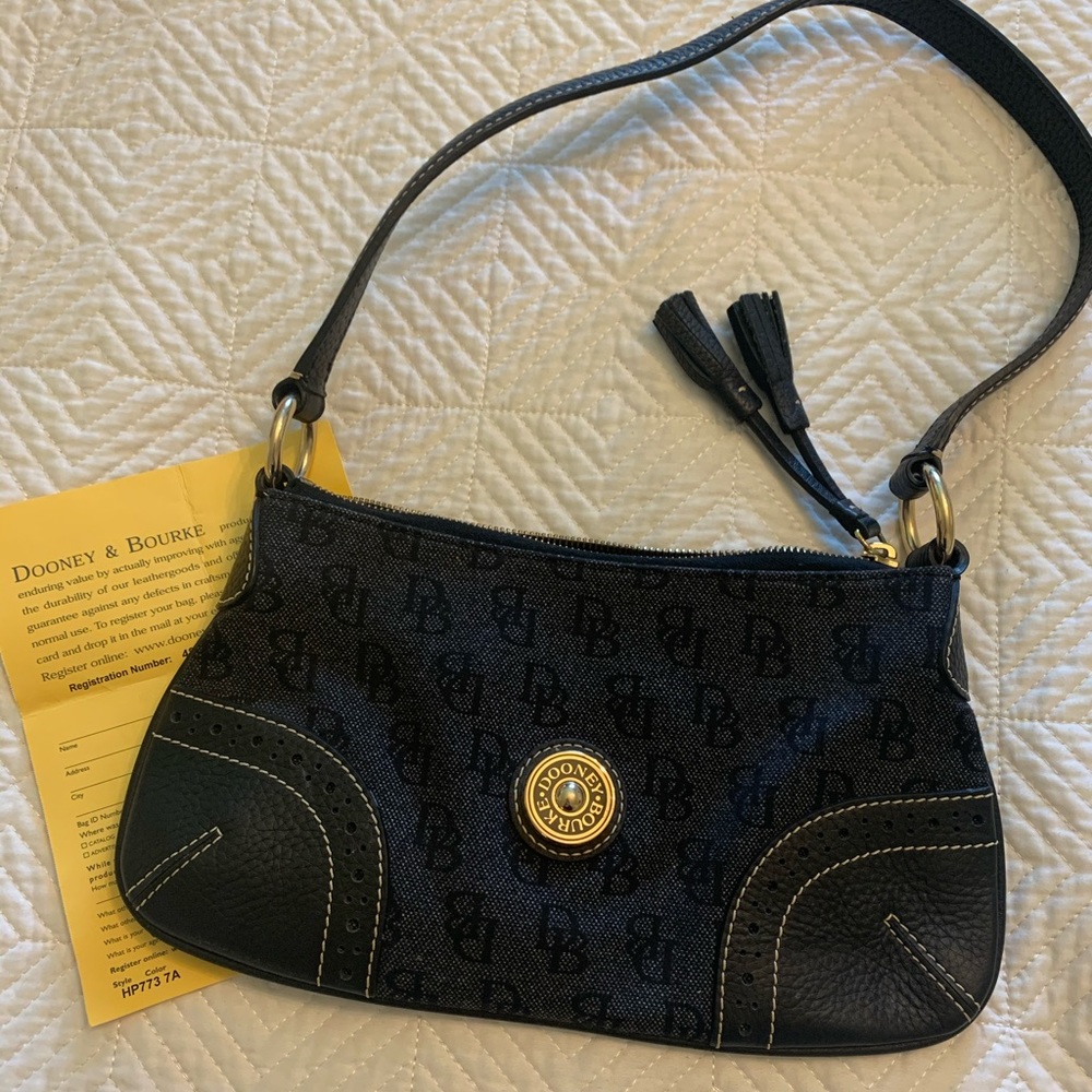 Dooney & Burke slim shoulder handbag